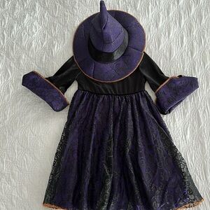 Halloween Witch Costume EUC. Hocus Pocus!!! 3-4T